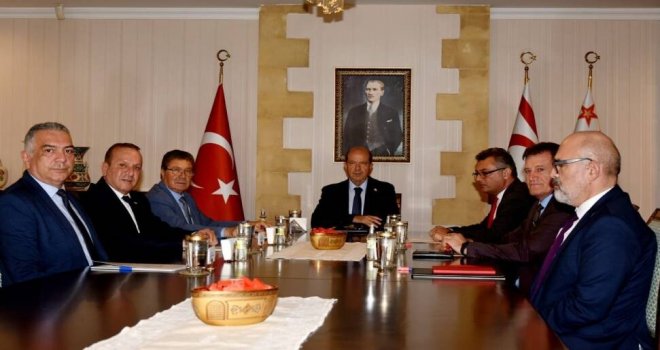 Ersin Tatar, Meclis’teki siyasi partilerin başkanlarıyla görüşüyor