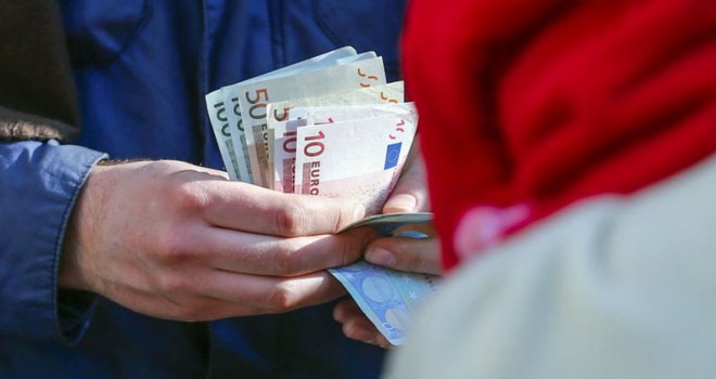 Euro Bölgesi'nde çekirdek enflasyon yavaşladı