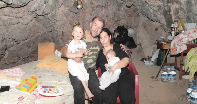 Evin Tamiri Bitene Kadar Mağaraya Geri Döndüler