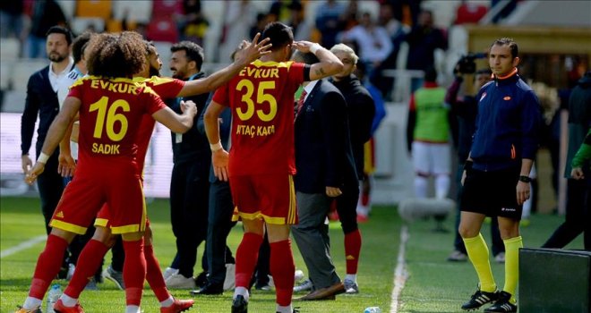 Evkur Yeni Malatyaspor, Gençlerbirliği'ni farklı yendi.