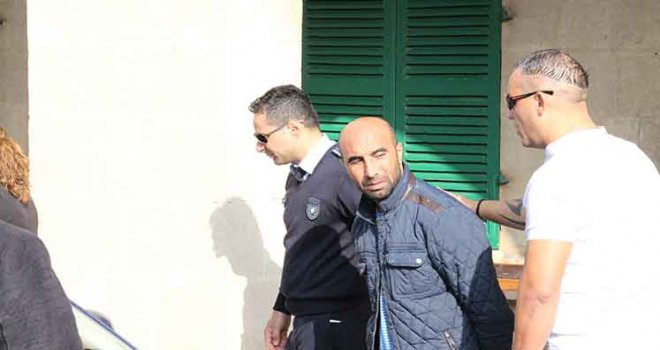 Evli bir kadına evden kaçmak yakışmaz