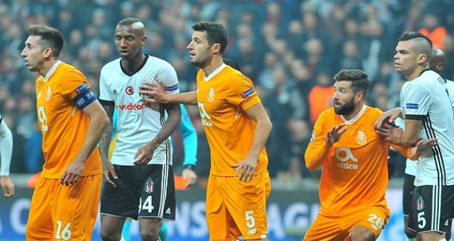 Galatasaray'da oynamayı reddetti