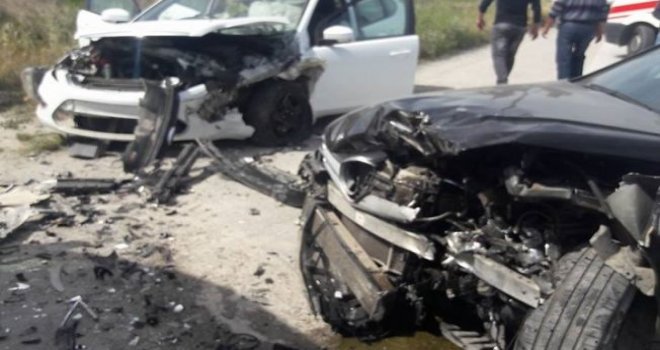 GAZİMAĞUSA’DA MEYDANA GELEN TRAFİK KAZASINDA 5 KİŞİ YARALANDI