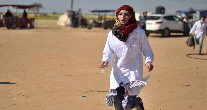 Gazze sınırında gönüllü kadın hemşire şehit oldu..