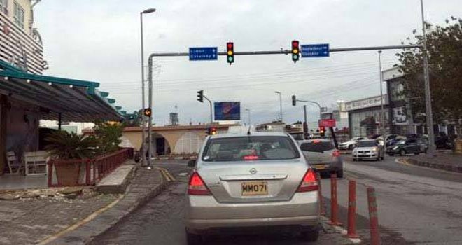 Girne’de trafik kaosu