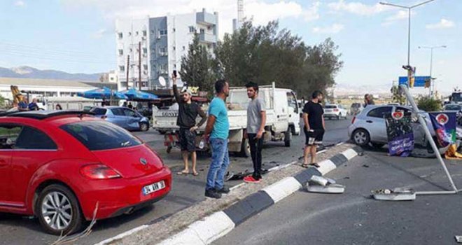 Gönyeli Çemberi’nde büyük kaza