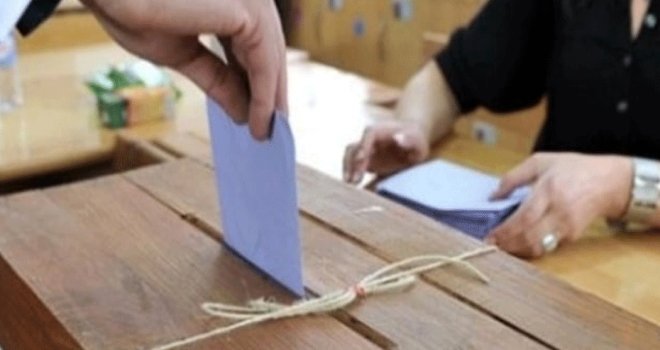Güney Kıbrıs Rum Yönetimi pazar günü sandık başına gidiyor