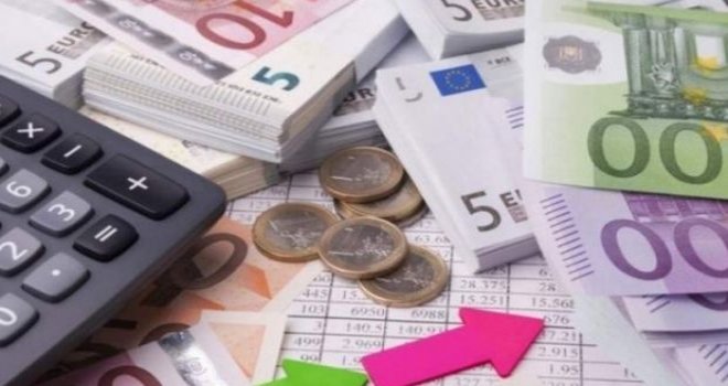 Güney Kıbrıs’ta bankalardaki mevduatlarda artış