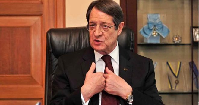 Güney Kıbrıs’ta çalışan Kıbrıslı Türklerden Anastasiadis’e mektup