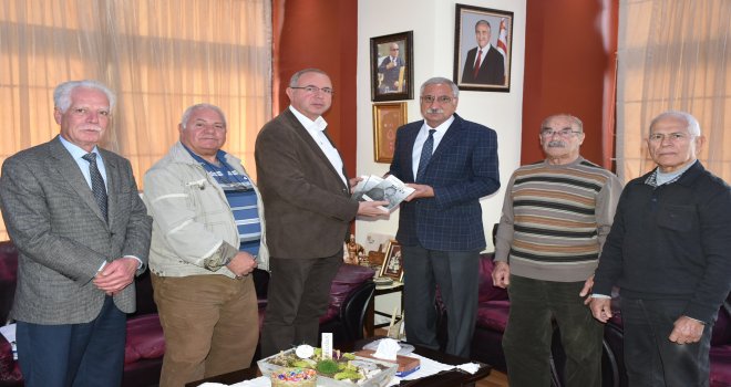 GÜNGÖRDÜ’YE  LEYMOSUN/LİMASOLDA BİR LİDER ZİYA RIZKI  TAKDİM EDİLDİ