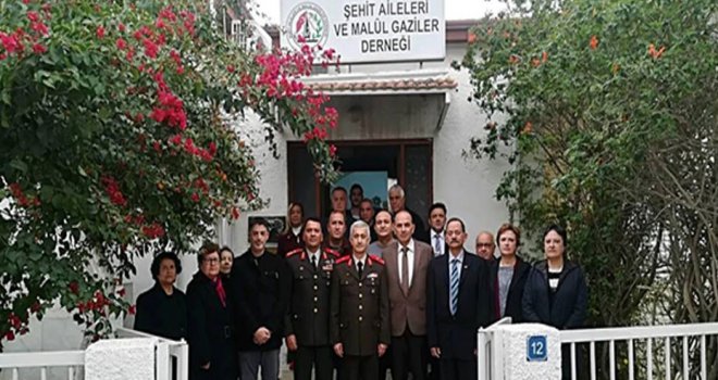 Güvenlik Kuvvetleri Komutanı’ndan Şehit Ailelerine ziyaret