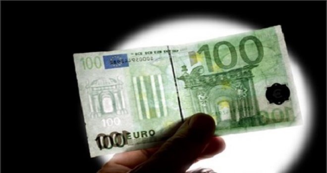 GÜZELYURT’TA SAHTE PARAYLA AKARYAKIT ALAN BİR KİŞİ TUTUKLANDI