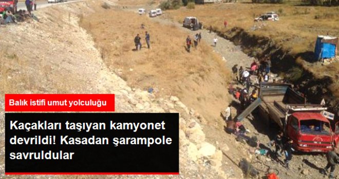 Hakkari'de Kaçakları Taşıyan Kamyonet Şarampole Devrildi,  65 Yaralı