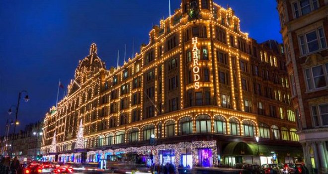 HARRODS'TA 21 MİLYON DOLAR HARCAYAN AZERİ KADIN GÖZALTINA ALINDI