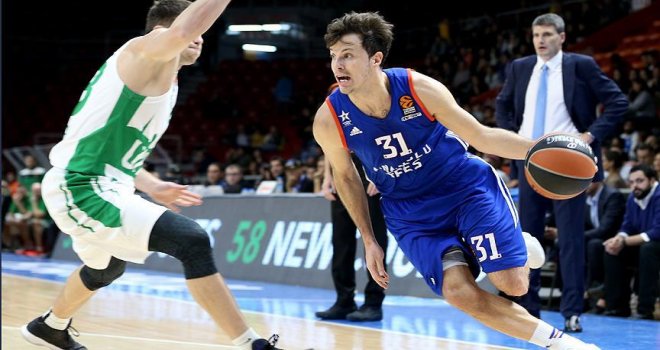 Heurtel 24 sayı attı, Anadolu Efes kazandı