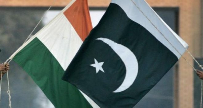 Hindistan ve Pakistan, nükleer tesis ve mahkum listelerini birbirleriyle paylaştı
