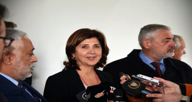Holguin ilk ziyaretinde “dinlemeyi" tercih etti