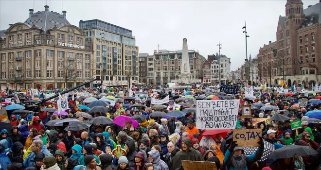 Hollanda’da iklim protestosu