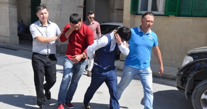 İçkilerin bir kısmını sattılar