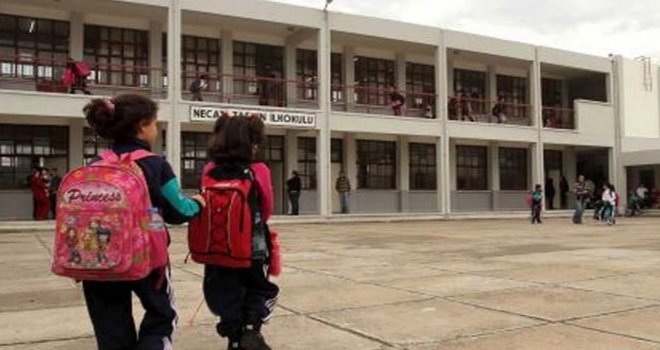 İlk, orta ve liseler Pazartesi günü eğitime başlıyor