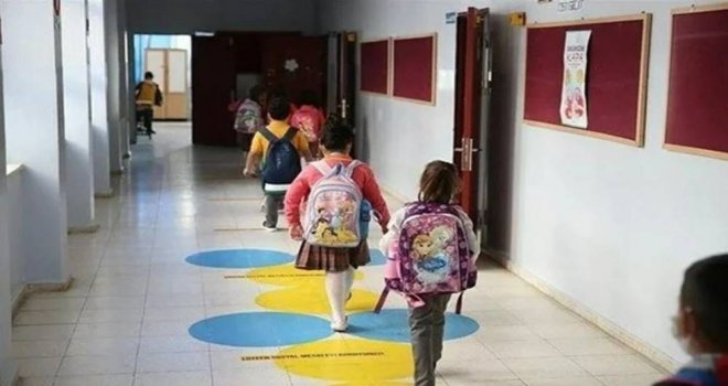 İlkokullarda bugün ders başı yapıldı