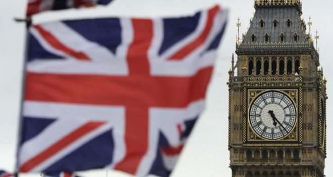 İngiltere'de enflasyon rekor tazeledi