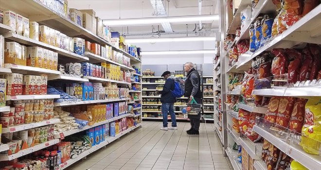 İngiltere'de yıllık enflasyon yüzde 2'ye geriledi.