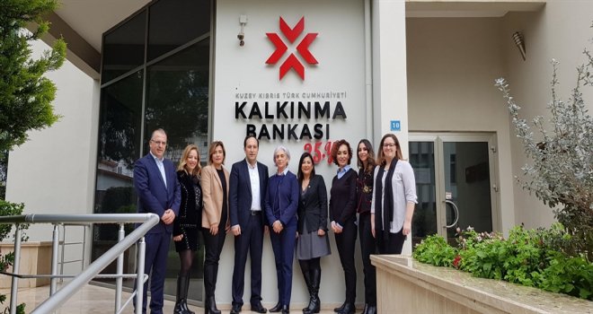 İŞ KADINLARI DERNEĞİ HEYETİ KALKINMA BANKASI’NI ZİYARET ETTİ