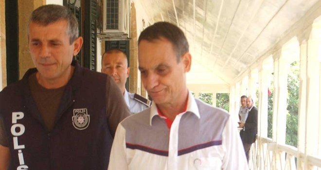 İskan dairesi müdürü 4 yıl hapis yatacak
