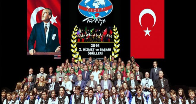 İskele Belediyesi Halk Dansları Yönetmeni Kadirağa’ya CIOFF özel hizmet ödülü