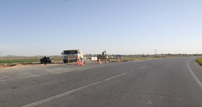 İSKELE’NİN BATI GİRİŞİ TRAFİĞE KAPATILDI