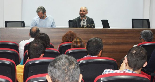 İSMAİL SAYMAZ, TÜRKİYE’DE GAZETECİ OLMAYI ANLATTI