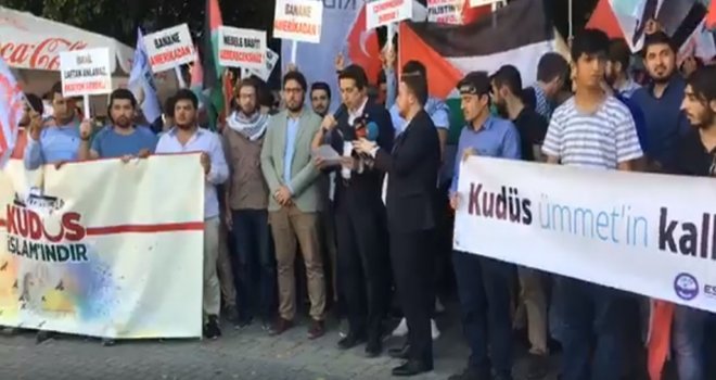İSRAİL LEFKOŞA’DA PROTESTO EDİLDİ..