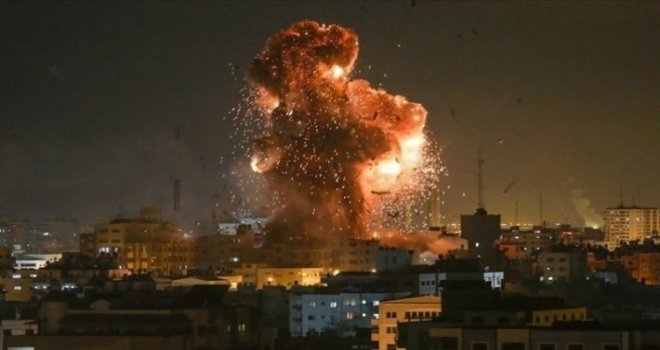 İsrail'in Suriye'deki Şam Havalimanı'na hava saldırısı düzenlediği iddia edildi