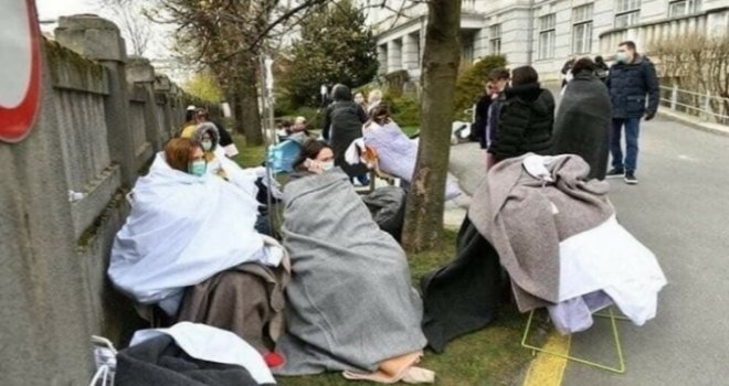 İtalya'da hastalar sokakda,cesetler koridorda