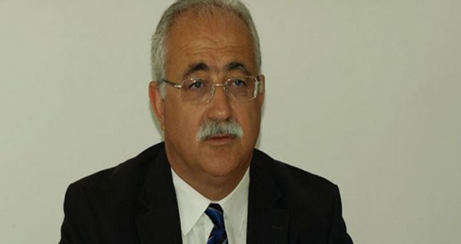 İzcan:Geçiş kapıları hemen açılmalı