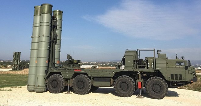 İzvestiya: Rusya, Suriye’de S-500’ü test etti