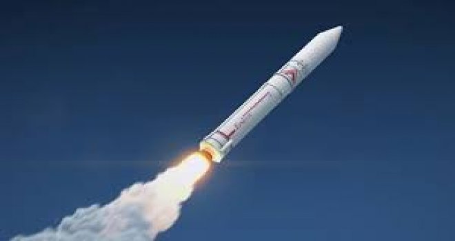 JAPONYA EPSİLON TİPİ ROKETLE ÜÇÜNCÜ FIRLATIŞINI YAPTI