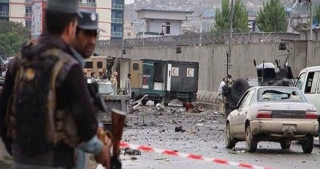 Kabil’de askeri birliğe saldırı
