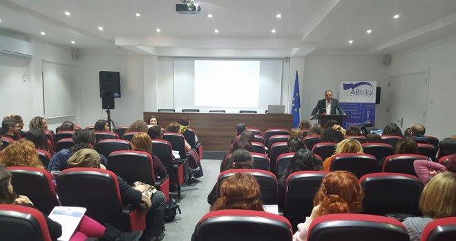 “KADIN, ŞİDDET VE MEDYA” SEMİNERİ GERÇEKLEŞTİRİLDİ