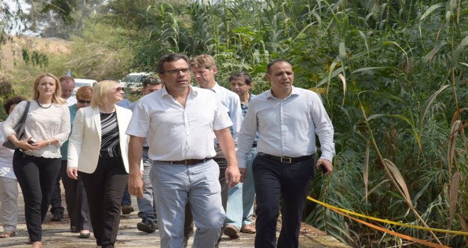 KANLIDERE BİSİKLET VE YÜRÜYÜŞ YOLLARI İÇİN İLK ADIM ATILDI..