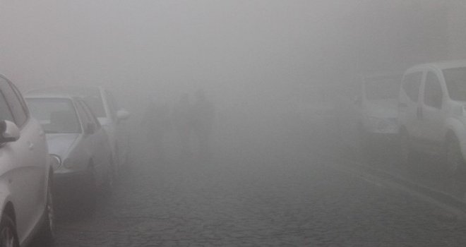 KAPLICA-KANTARA ANA YOLUNDA SİS NEDENİYLE GÖRÜŞ MESAFESİ 5 METRENİN ALTINA DÜŞTÜ