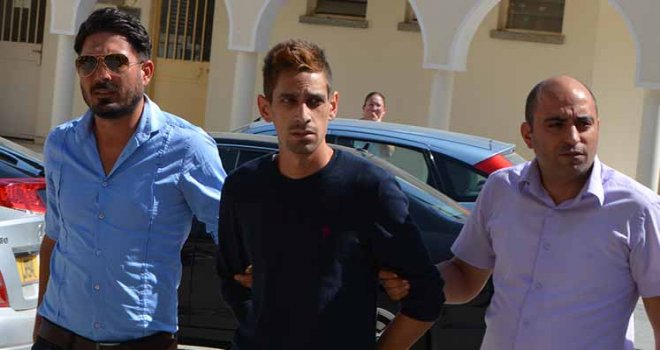 Kardeşi şikayetini geri çekti 