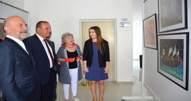 KAZAK SANATÇININ RESİM SERGİSİ YDÜ’DE AÇILDI