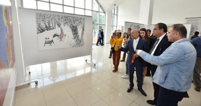 Kazakistanlı Ressam Omirzak Rystam’ın sergisi açıldı