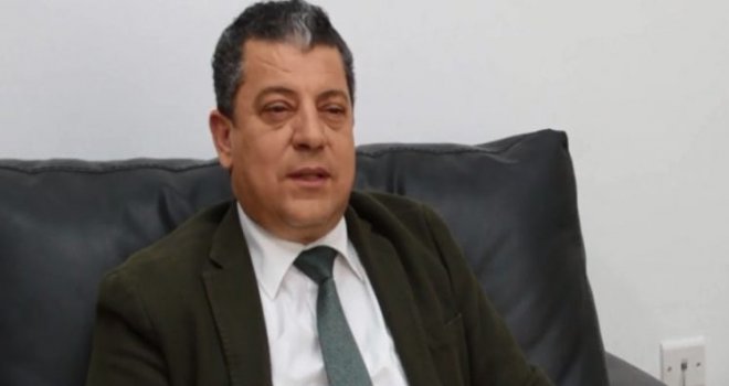 Kemal Dürüst Öğretmenliğe dönmüyor