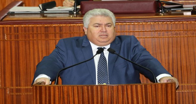 Kendi halkını kazıklayan hükümet
