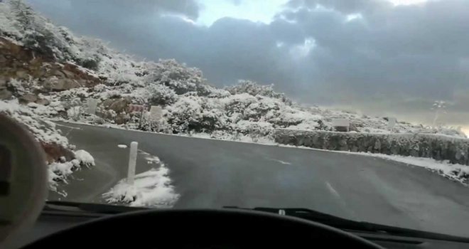 Kıbrıs'a Kar Geliyor