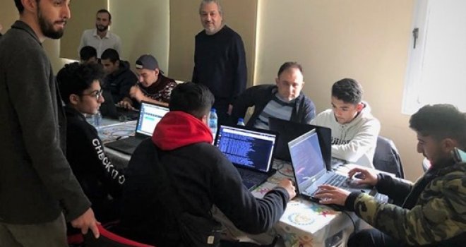 Kıbrıs’ın Siber Kahramanları Eğitim Kampı tamamlandı