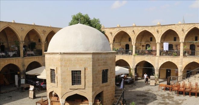 Kıbrıs'taki Osmanlı mirası "Büyük Han" turistlerin gözde mekanı oldu